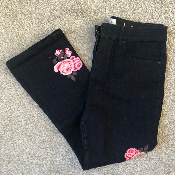 Kate Spade ‘Rambling Roses jeans’ - Picture 3 of 15